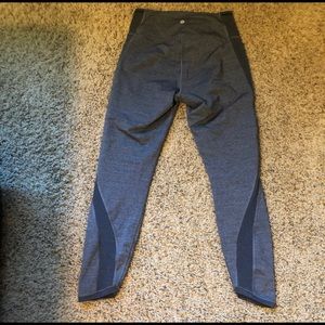 Lululemon crop pants size 8